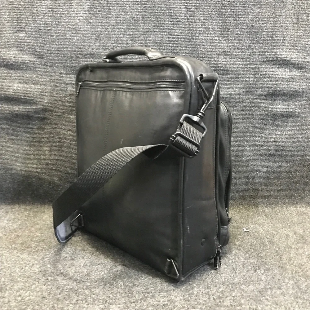 TUMI Black Leather Messenger Bag‎ Adjustable Crossbody Brief Travel Business